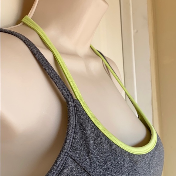 REEBOK sports bra M - Picture 4 of 6